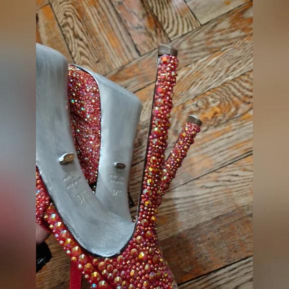 Sergio Rossi Straussed Rhinestone Red Heels 7.5 37.5 - Picture 3 of 7